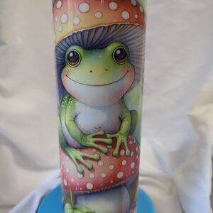 Frog and mushroom 20 oz tumbler